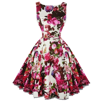 Kleit värvimustriga